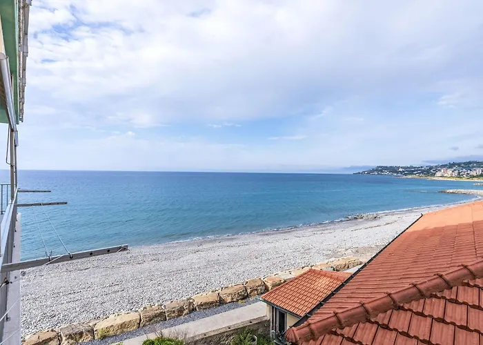 Pieds Dans L'eau 2 By Interhome